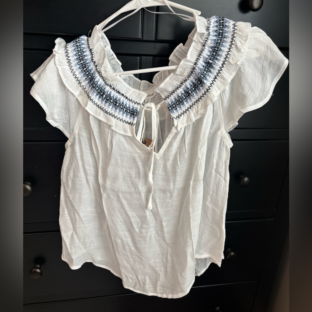 NWT Blu Pepper White Blouse with Blue Embroidery